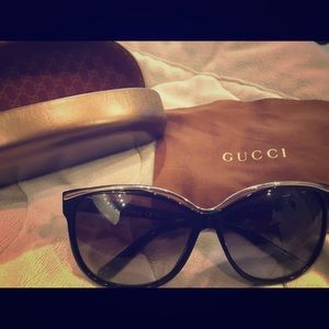 Gucci vintage large frames
